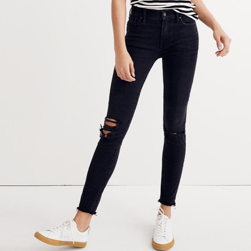 Madewell Skinny Jeans in Black Sea